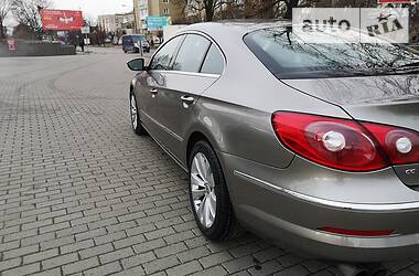 Седан Volkswagen CC / Passat CC 2011 в 