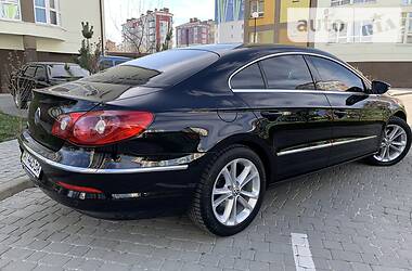 Седан Volkswagen CC / Passat CC 2010 в 