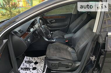 Седан Volkswagen CC / Passat CC 2010 в 