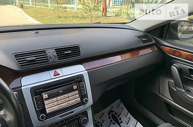 Седан Volkswagen CC / Passat CC 2010 в 