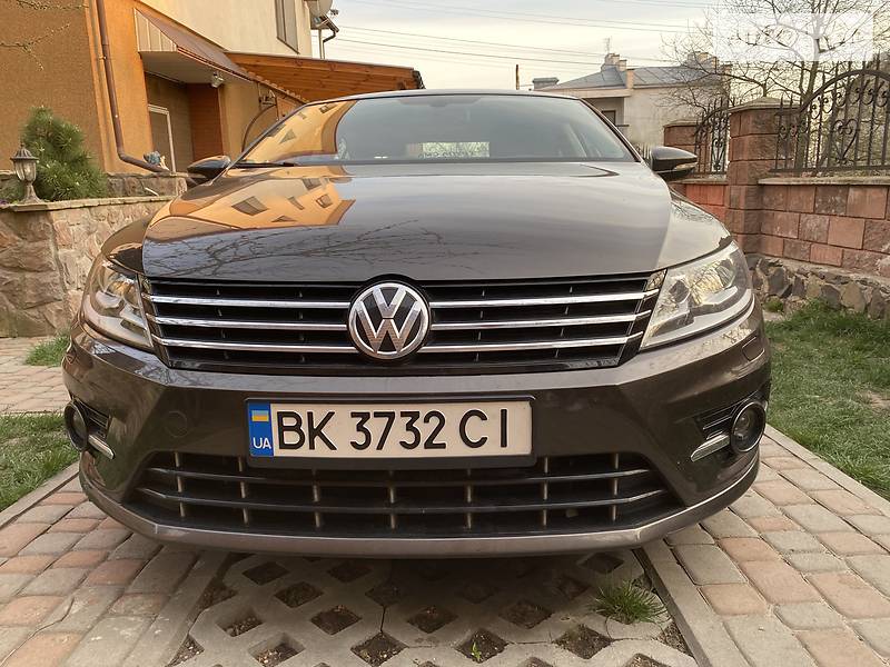 Седан Volkswagen CC / Passat CC 2013 в 