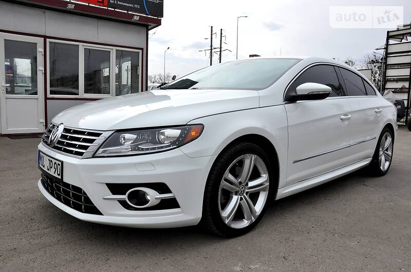 Седан Volkswagen CC / Passat CC 2016 в Львові