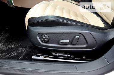 Седан Volkswagen CC / Passat CC 2016 в 