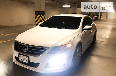 Седан Volkswagen CC / Passat CC 2010 в 