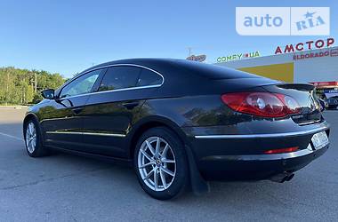 Купе Volkswagen CC / Passat CC 2011 в 