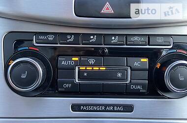 Купе Volkswagen CC / Passat CC 2011 в 
