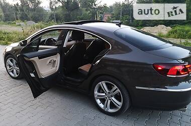 Седан Volkswagen CC / Passat CC 2012 в Черновцах