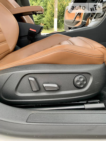 Купе Volkswagen CC / Passat CC 2012 в Дніпрі