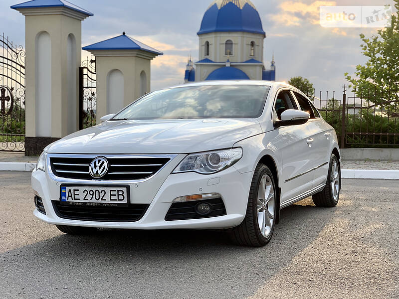 Купе Volkswagen CC / Passat CC 2012 в Дніпрі