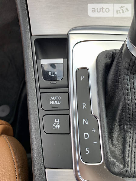 Купе Volkswagen CC / Passat CC 2012 в Дніпрі