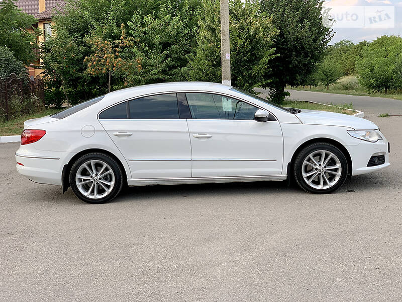 Купе Volkswagen CC / Passat CC 2012 в Дніпрі