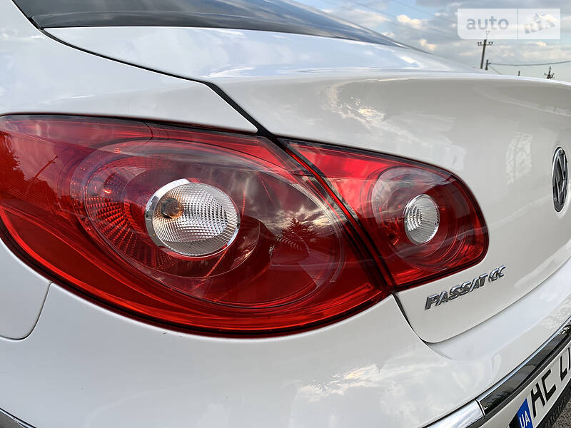 Купе Volkswagen CC / Passat CC 2012 в Дніпрі