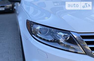 Седан Volkswagen CC / Passat CC 2012 в 