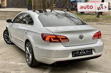 Седан Volkswagen CC / Passat CC 2012 в 