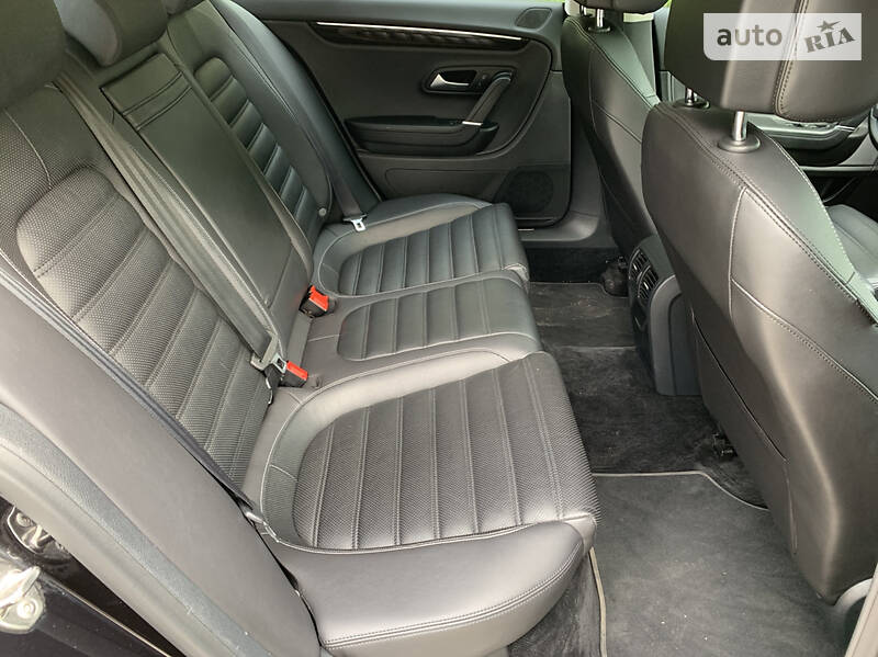 Седан Volkswagen CC / Passat CC 2013 в Ивано-Франковске