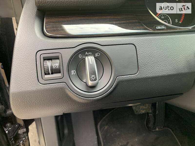 Седан Volkswagen CC / Passat CC 2013 в Ивано-Франковске