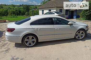 Седан Volkswagen CC / Passat CC 2014 в Киеве