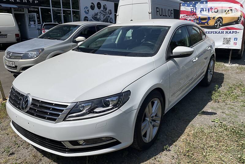 Седан Volkswagen CC / Passat CC 2015 в Киеве