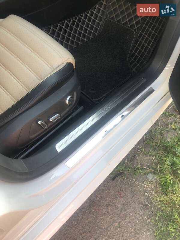 Седан Volkswagen CC / Passat CC 2012 в Ніжині