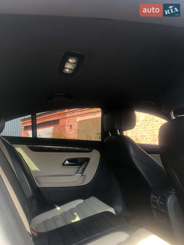 Седан Volkswagen CC / Passat CC 2012 в Ніжині