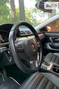 Седан Volkswagen CC / Passat CC 2014 в Черновцах