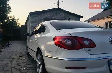 Купе Volkswagen CC / Passat CC 2009 в Умани