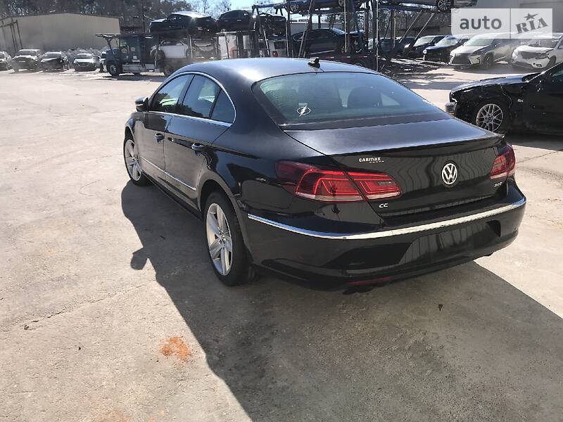 Купе Volkswagen CC / Passat CC 2012 в Львове