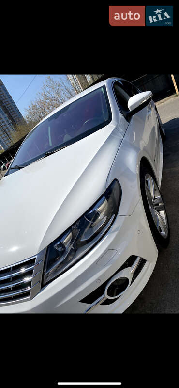 Седан Volkswagen CC / Passat CC 2013 в Киеве
