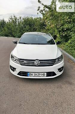 Седан Volkswagen CC / Passat CC 2016 в Ровно