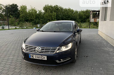 Седан Volkswagen CC / Passat CC 2012 в 