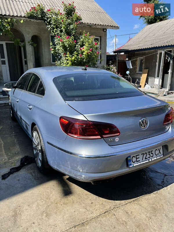 Седан Volkswagen CC / Passat CC 2012 в Новоселиці