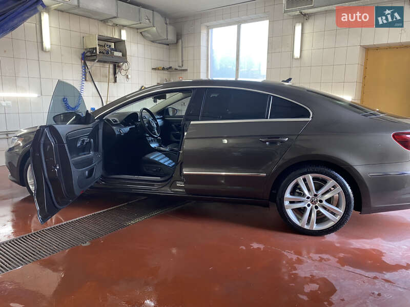 Купе Volkswagen CC / Passat CC 2012 в Харькове