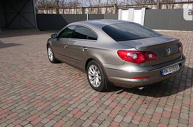 Седан Volkswagen CC / Passat CC 2011 в Сарнах