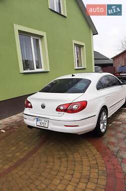 Купе Volkswagen CC / Passat CC 2009 в 