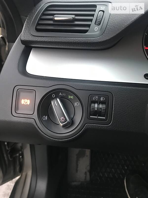 Седан Volkswagen CC / Passat CC 2010 в Хмельницком