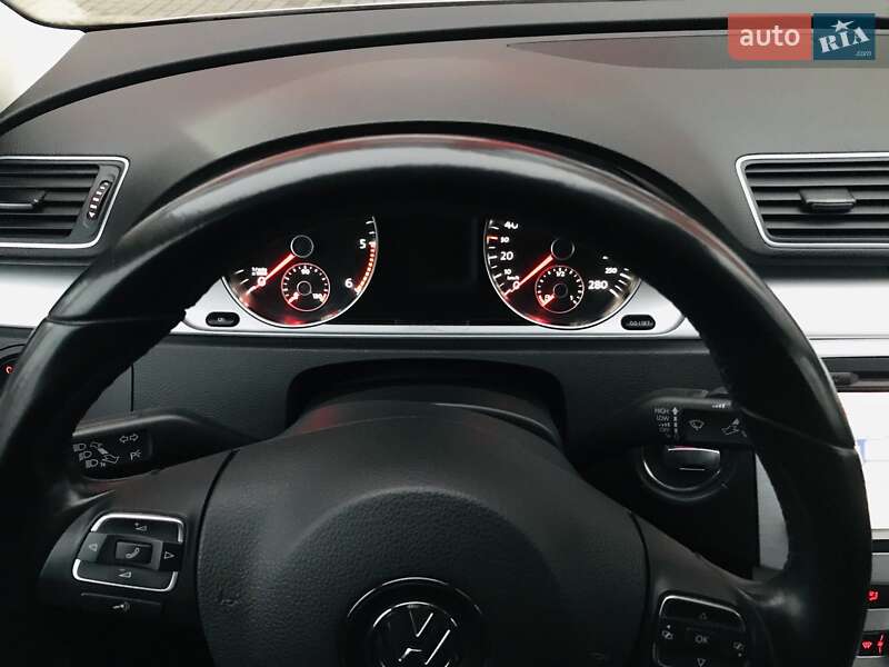 Седан Volkswagen CC / Passat CC 2012 в Николаеве