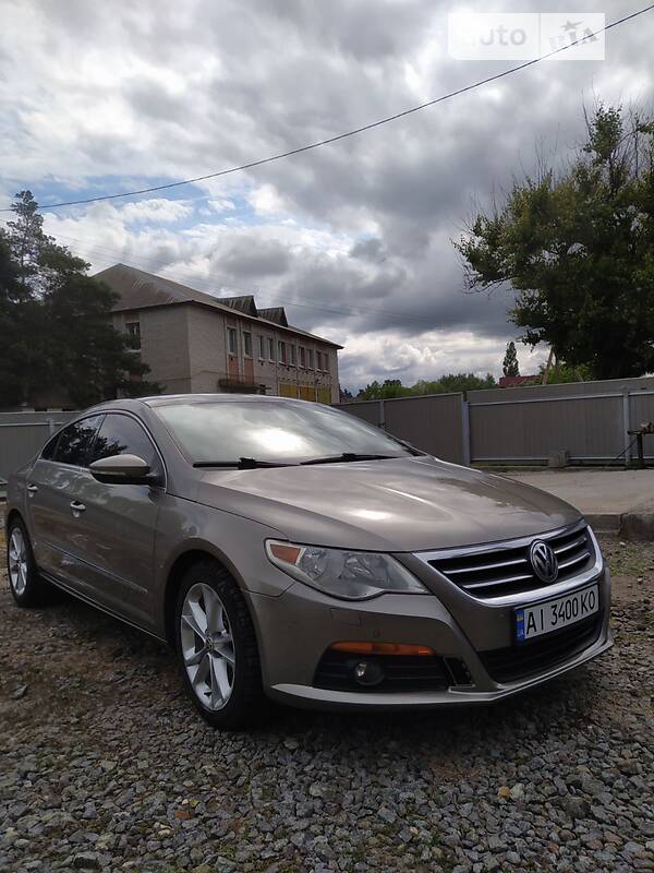 Седан Volkswagen CC / Passat CC 2009 в Попельне