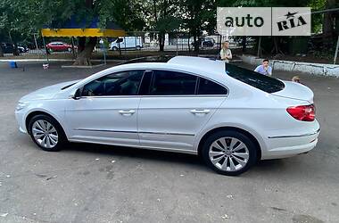 Седан Volkswagen CC / Passat CC 2011 в 