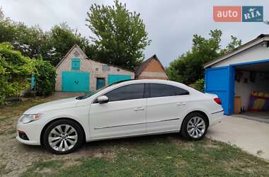 Купе Volkswagen CC / Passat CC 2009 в 