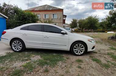 Купе Volkswagen CC / Passat CC 2009 в 