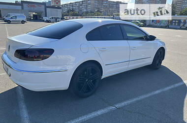 Седан Volkswagen CC / Passat CC 2013 в Киеве