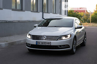 Седан Volkswagen CC / Passat CC 2012 в Сарнах