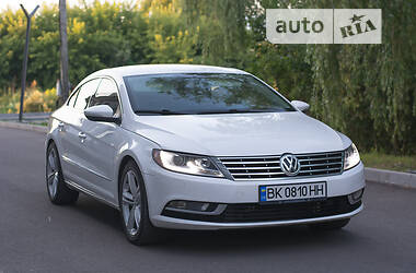 Седан Volkswagen CC / Passat CC 2012 в Сарнах