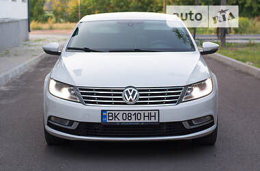 Седан Volkswagen CC / Passat CC 2012 в Сарнах