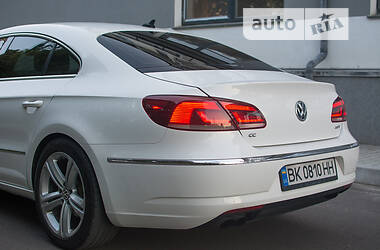 Седан Volkswagen CC / Passat CC 2012 в Сарнах