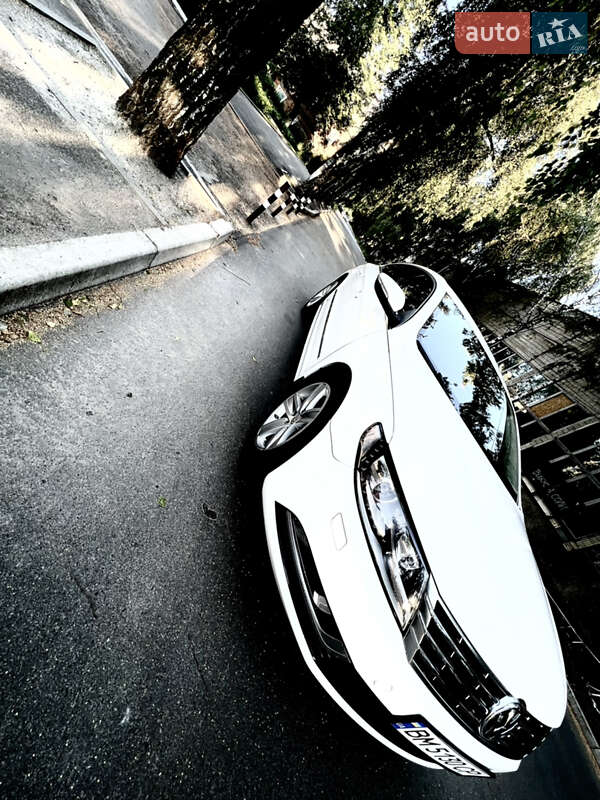 Седан Volkswagen CC / Passat CC 2012 в Сумах