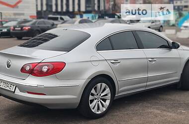 Купе Volkswagen CC / Passat CC 2010 в Львове