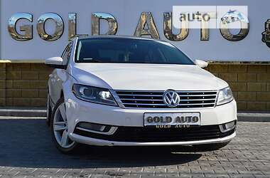 Седан Volkswagen CC / Passat CC 2013 в 