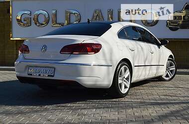 Седан Volkswagen CC / Passat CC 2013 в 