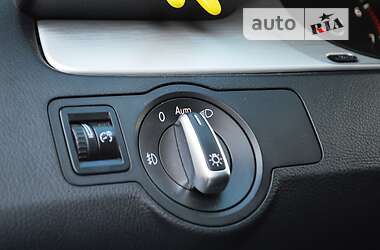 Седан Volkswagen CC / Passat CC 2013 в 